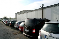 P2 Parken Flughafen Dresden - abgeschlossen und beleuchtet